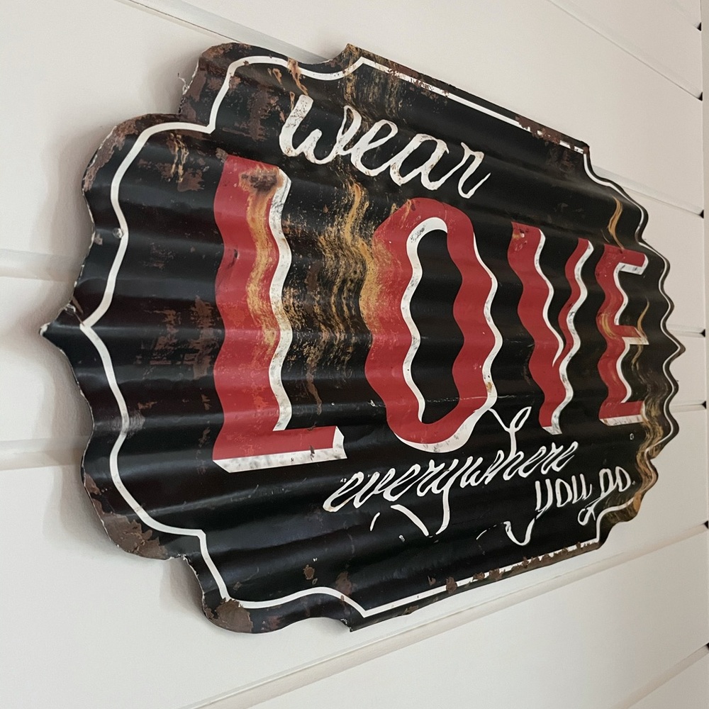 Wear Love Metal Sign - Picture 3 of 6
